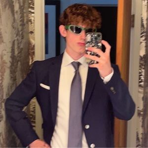 Meet your Posher, Wade